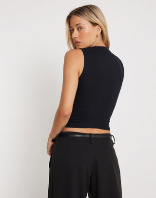 Jinsu Crop Top in Lycra Black