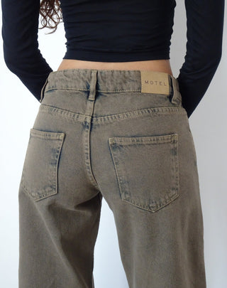 Low Rise Parallel Jeans in Dark Sand