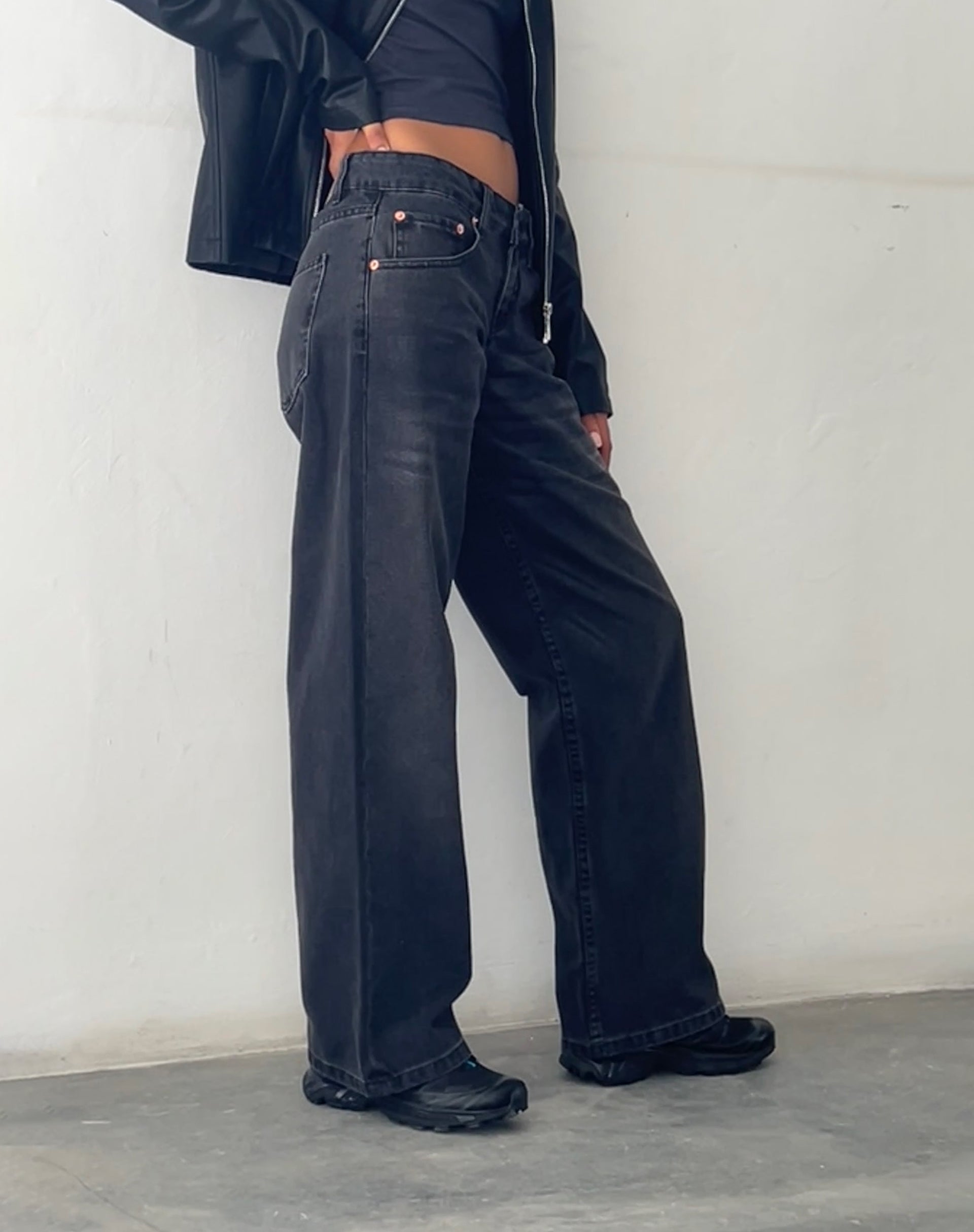 Low Rise Bootleg Jeans in Heavy Stitch Vintage Indigo