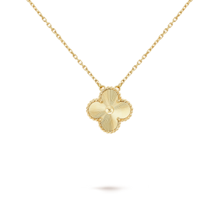 KIN Lux Clover Pendant Necklace - Gold